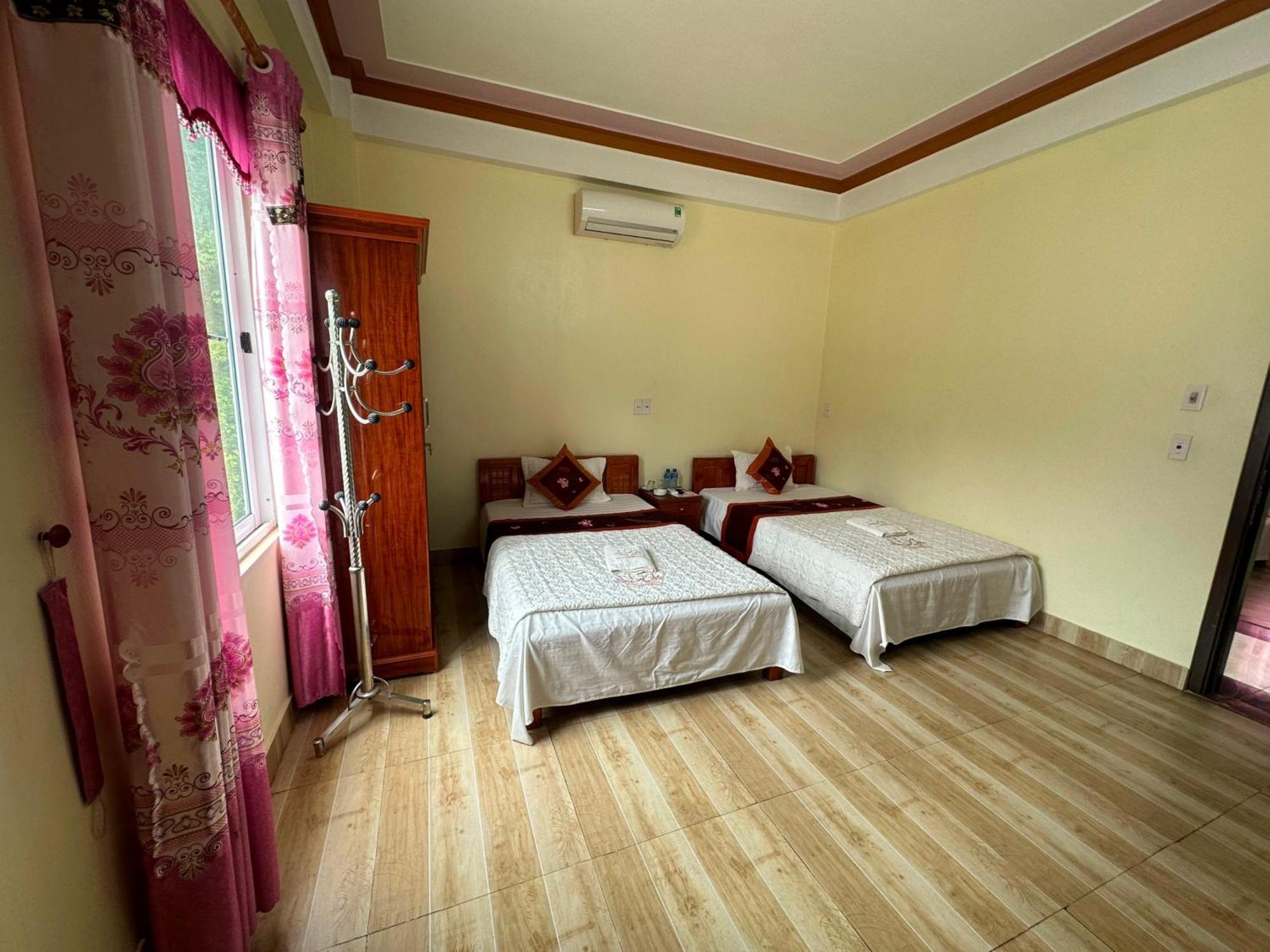 Kien Thao Hotel Yen Minh Bagian luar foto