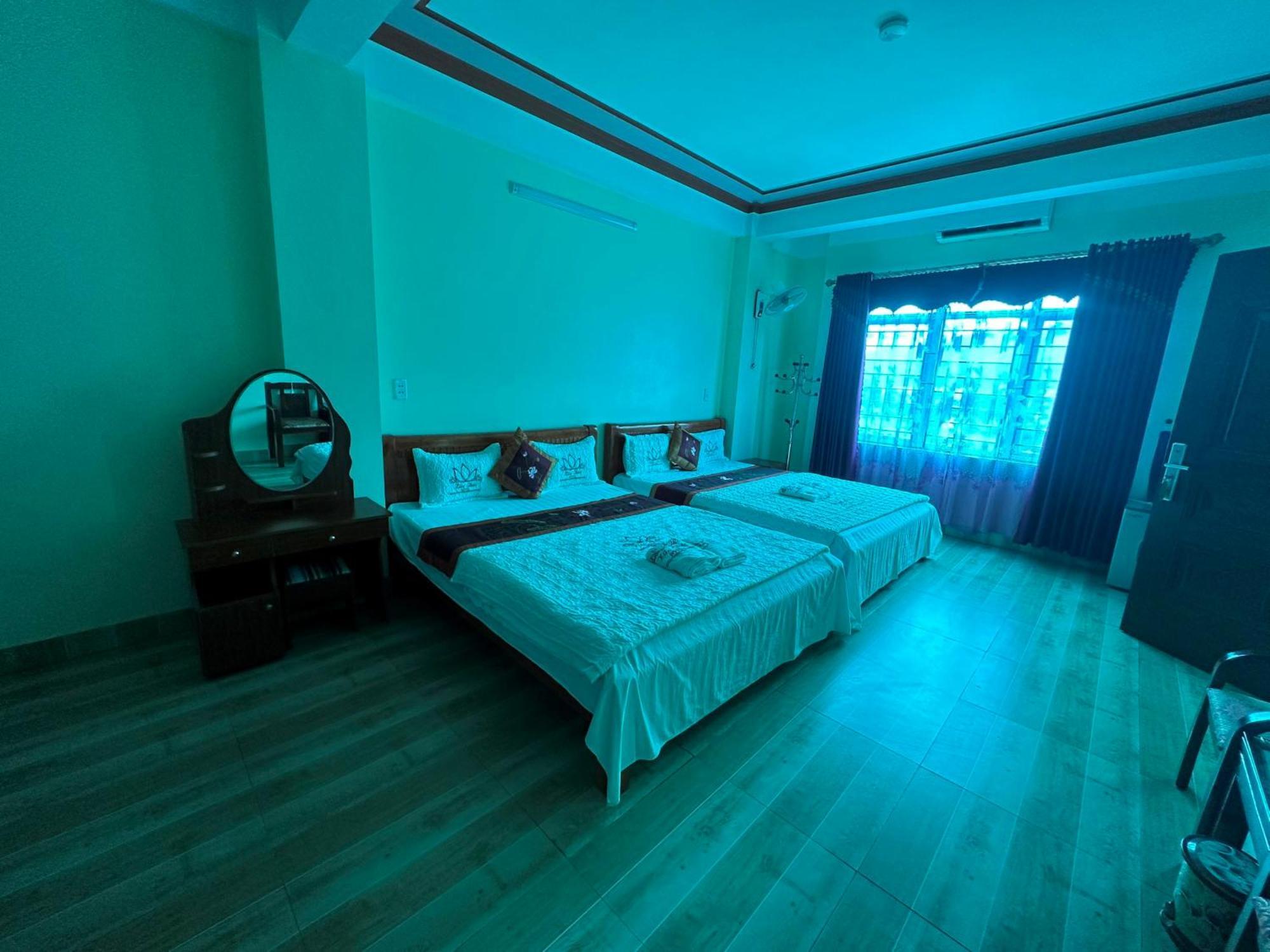 Kien Thao Hotel Yen Minh Bagian luar foto