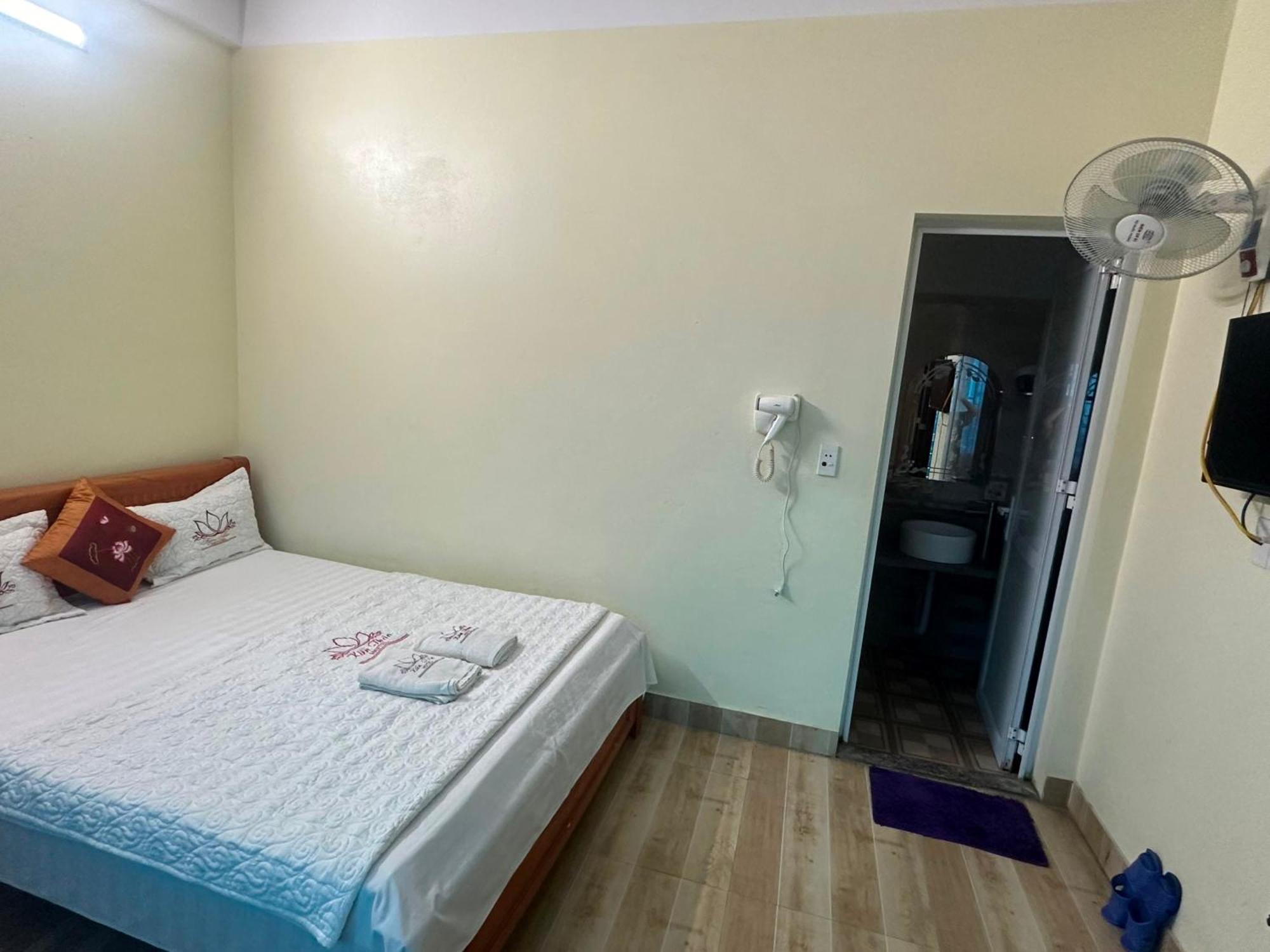 Kien Thao Hotel Yen Minh Bagian luar foto